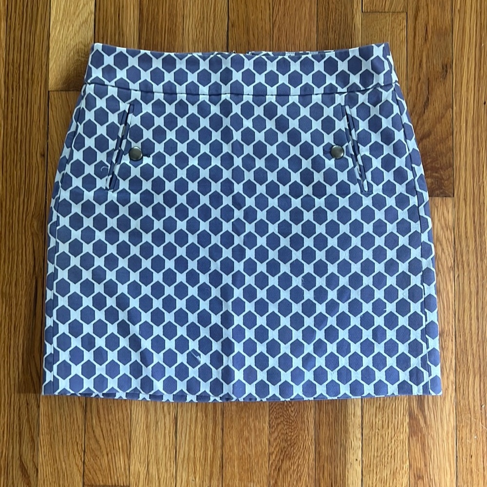 LOFT. Purple and gray geometric design skirt.